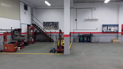 MGT TALLERES en Burgo de Osma-Ciudad de Osma, Soria