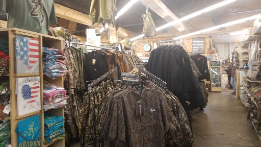 Pet Supply Store «Sutter Orchard Supply», reviews and photos, 573 Bridge St, Yuba City, CA 95991, USA