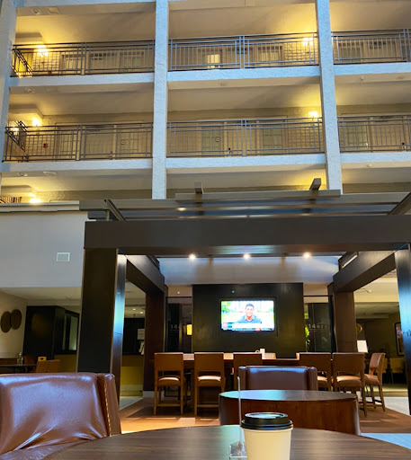 Hotel «Embassy Suites by Hilton Denver Southeast», reviews and photos, 7525 E Hampden Ave, Denver, CO 80231, USA