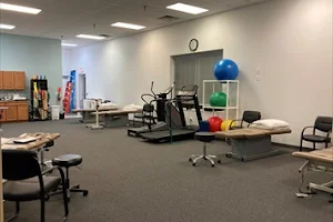 Select Physical Therapy - Columbus - Middle Drive image