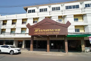 Sa Ket Nakhon Hotel image