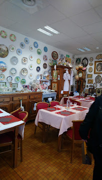 Atmosphère du Restaurant Le Relais à Perceneige - n°19