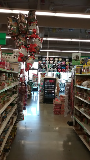Dollar Store «Dollar Tree», reviews and photos, 312 Walnut St, Redwood City, CA 94063, USA