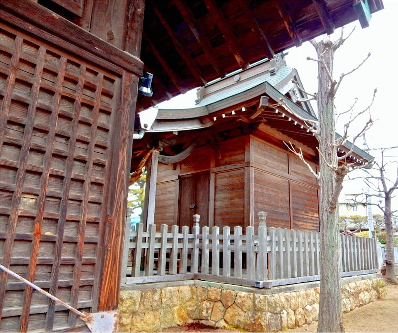 泉八幡神社