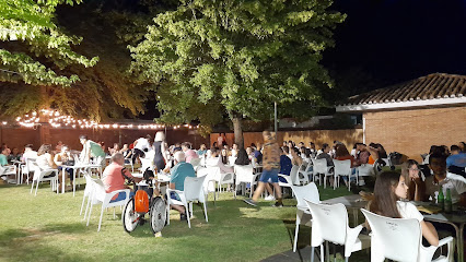 Bar Piscina de Adamuz - Ronda de Obejo s/n, 14430 Adamuz, Córdoba, Spain