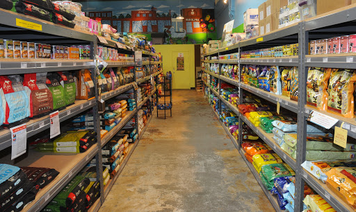 Pet Supply Store «Urban Tails Pet Supply», reviews and photos, 2106 Lyndale Ave S, Minneapolis, MN 55405, USA
