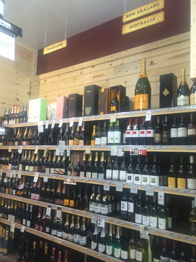 Wine Store «Palo Alto Fine Wine & Spirits», reviews and photos, 3163 Middlefield Rd, Palo Alto, CA 94306, USA