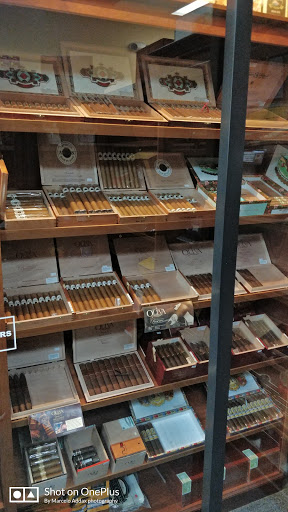 Tobacco Shop «Tobacco For Less Inc», reviews and photos, 13644 W State Rd 84, Davie, FL 33325, USA