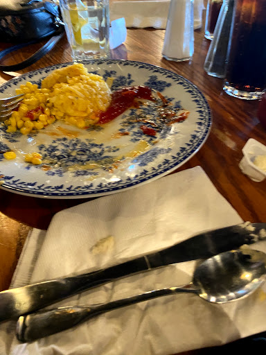 American Restaurant «Cracker Barrel Old Country Store», reviews and photos, 1131 Fashion Ridge Rd, Dry Ridge, KY 41035, USA