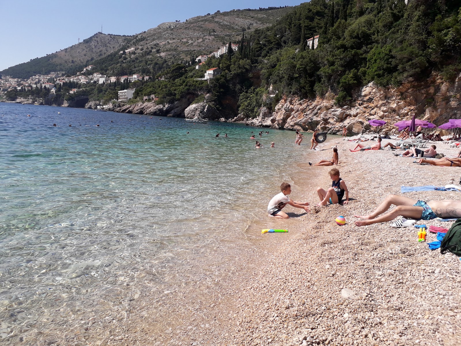 Foto av Sveti Jakov beach med hög nivå av renlighet