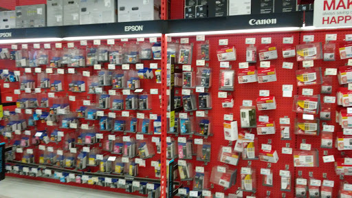 Office Supply Store «Staples», reviews and photos, 3600 Commerce Dr, Warsaw, IN 46580, USA