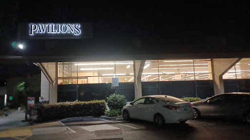 Grocery Store «Pavilions», reviews and photos, 845 E California St, Pasadena, CA 91106, USA