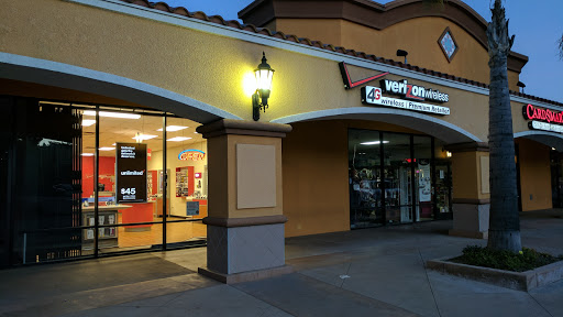 Verizon Authorized Retailer - A Wireless, 28124 S Western Ave, San Pedro, CA 90732, USA, 