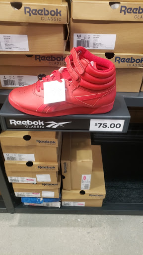 Shoe Store «Reebok Outlet», reviews and photos, 6974 Gateway Blvd E, El Paso, TX 79915, USA