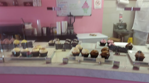 Bakery «Smallcakes Memorial», reviews and photos, 1531 Eldridge Pkwy #130, Houston, TX 77077, USA