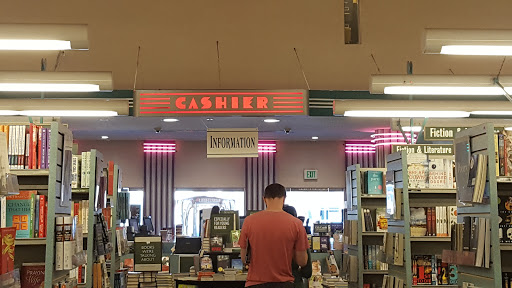 Book Store «Bookstar», reviews and photos, 12136 Ventura Blvd, Studio City, CA 91604, USA