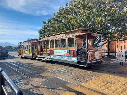 SFMTA Hyde & Beach Transit Kiosk