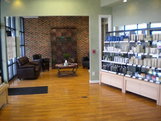Green Leaf Salon & Spa