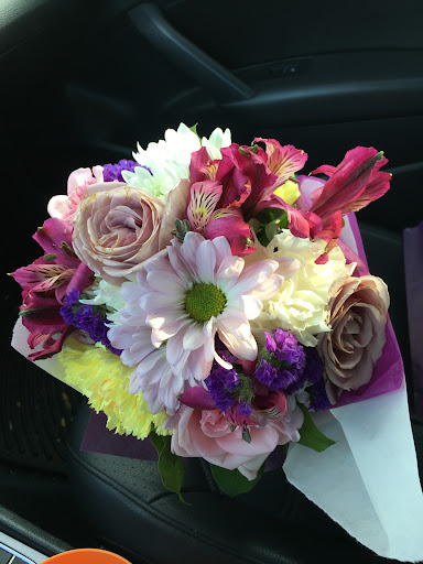 Florist «Annie Occasion for Any Occasion», reviews and photos, 148 S Bloomingdale Rd #110, Bloomingdale, IL 60108, USA