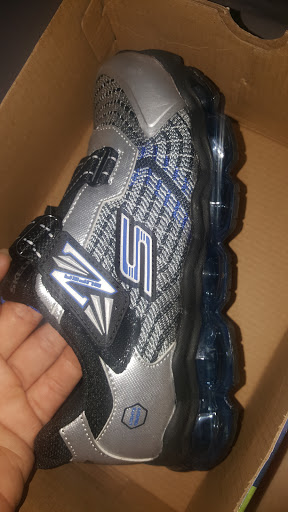 Shoe Store «SKECHERS Factory Outlet», reviews and photos, 8460 Gulf Fwy, Houston, TX 77017, USA