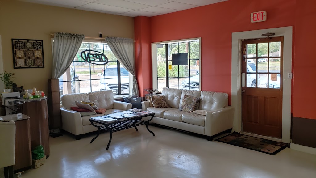 Glamour Nails & Spa L.L.C. 71037