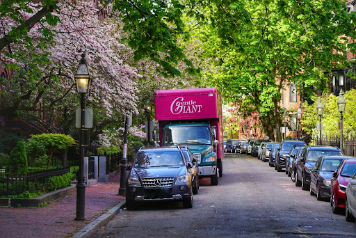 Moving and Storage Service «Gentle Giant Moving Company», reviews and photos, 29 Harding St, Somerville, MA 02143, USA