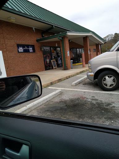 Liquor Store «Lovejoy Package Store», reviews and photos, 2160 Talmadge Rd, Hampton, GA 30228, USA