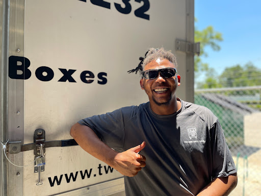 Moving and Storage Service «Two Men and a Truck», reviews and photos, 1196 Capital Cir NE c, Tallahassee, FL 32301, USA