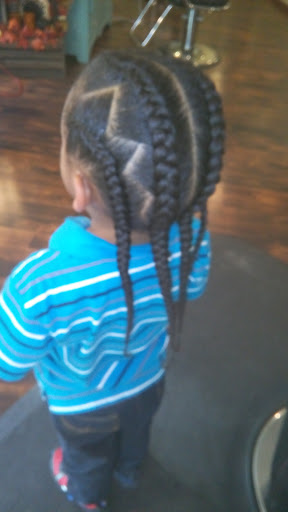 Beauty Salon «Salon Eveleila», reviews and photos, 122 W Lancaster Ave, Reading, PA 19607, USA