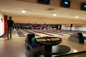 Maxistrike Bowling image