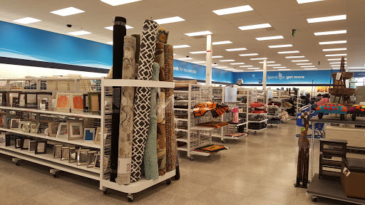 Clothing Store «Ross Dress for Less», reviews and photos, 3129 Market Center Drive, Morrisville, NC 27560, USA