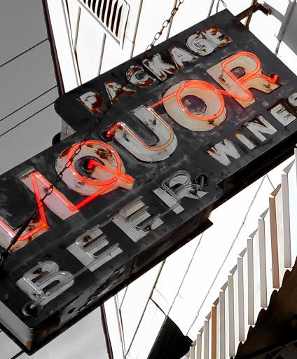 Liquor Store «J Street Carry Out», reviews and photos, 937 N 12th St, Richmond, IN 47374, USA