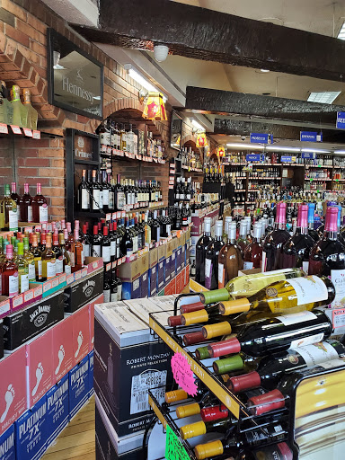 Liquor Store «Colonial Wines and Liquor», reviews and photos, 416 E Sandford Blvd, Mt Vernon, NY 10550, USA
