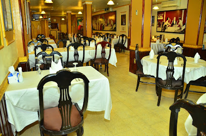 Snobs Restaurant