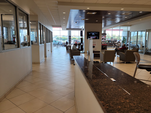 Toyota Dealer «Hartford Toyota Superstore», reviews and photos, 135 W Service Rd, Hartford, CT 06120, USA