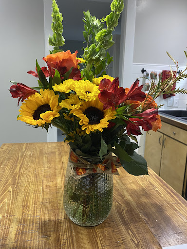 Florist «George Thomas Florist», reviews and photos, 5609 E Washington St, Indianapolis, IN 46219, USA