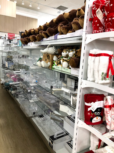 Department Store «Marshalls & HomeGoods», reviews and photos, 200 Petersville Rd, New Rochelle, NY 10801, USA