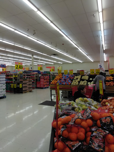 Grocery Store «Save-A-Lot», reviews and photos, 858 Saxon Blvd, Orange City, FL 32763, USA