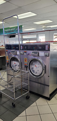 Laundromat «Gilbert Coinless Laundry», reviews and photos, 334 N Gilbert Rd, Mesa, AZ 85203, USA