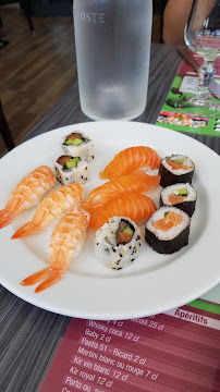 Sushi du Restaurant asiatique Le Jade D'asie à Venelles - n°4