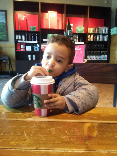 Coffee Shop «Starbucks», reviews and photos, 90 Pleasant Valley St #170, Methuen, MA 01844, USA