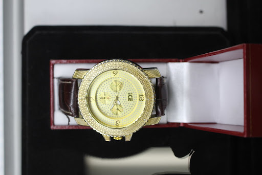 Pawn Shop «Azusa Pawn», reviews and photos, 1028 W Gladstone St, Azusa, CA 91702, USA