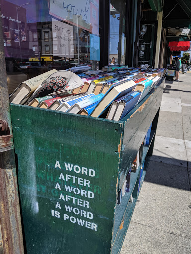 Book Store «Green Apple Books», reviews and photos, 506 Clement St, San Francisco, CA 94118, USA