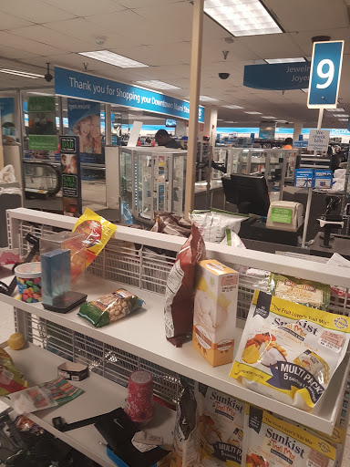 Clothing Store «Ross Dress for Less», reviews and photos, 100 S Biscayne Blvd, Miami, FL 33131, USA