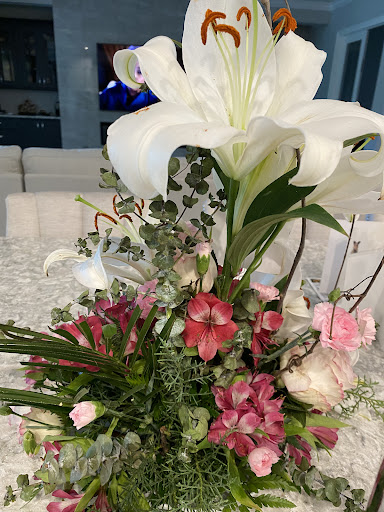 Florist «Suntree Florist & Gifts», reviews and photos, 6450 N Wickham Rd Suite 113, Melbourne, FL 32940, USA