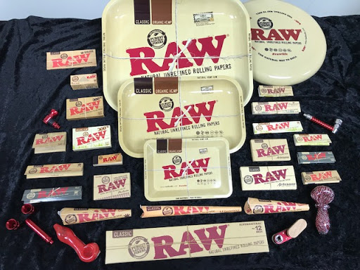 Tobacco Shop «An Even Greater Divide», reviews and photos, 2035 N Ashley St, Valdosta, GA 31602, USA