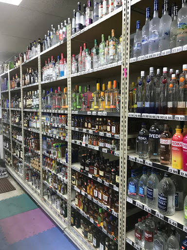 Liquor Store «Joy Party Mart», reviews and photos, 24531 Henry B Joy Blvd, Harrison Charter Township, MI 48045, USA