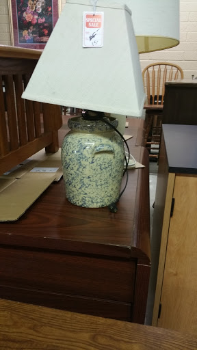 Furniture Store «Help U Sell Furniture & Consignment», reviews and photos, 4444 Stockton Hill Rd, Kingman, AZ 86409, USA