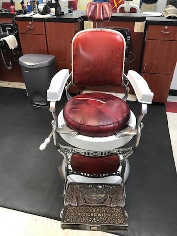 Barber Shop «Allen & Son Barbershop», reviews and photos, 16 N Indiana St, Mooresville, IN 46158, USA