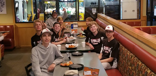 Pizza Restaurant «Round Table Pizza», reviews and photos, 16016 Meridian E, Puyallup, WA 98375, USA